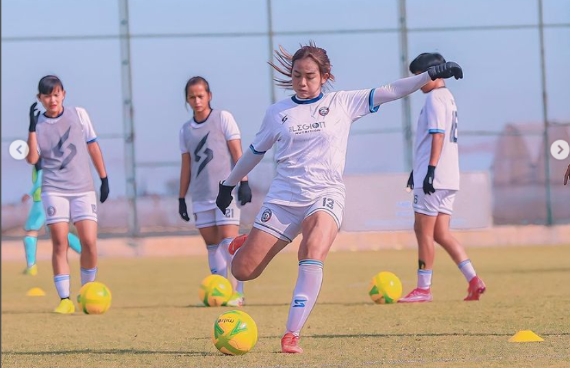 Kapten Arema FC Women Shafira Ika saat turun di Antalya Cup bersama Arema FC Women, di Turki. (Foto: Instagram)