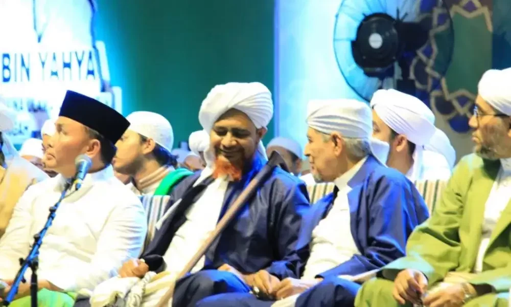 Habib Umar bin Hafidz di Palangkaraya, saat perjalanan dakwah di Nusantara. (Foto: Istimewa)