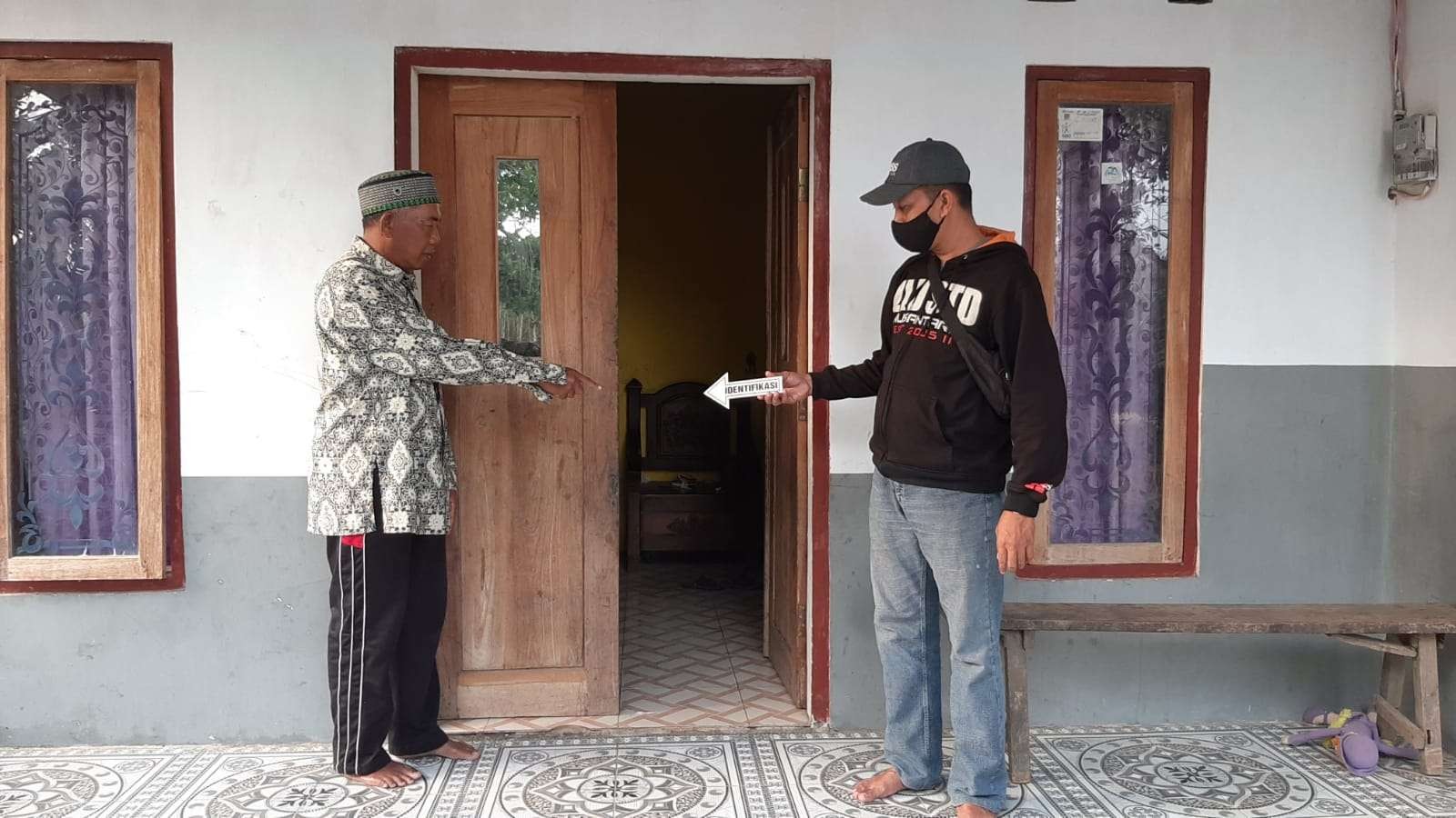 Rumah korban penusukan ibu rumah tangga di Mojokerto.(Foto istimewa)