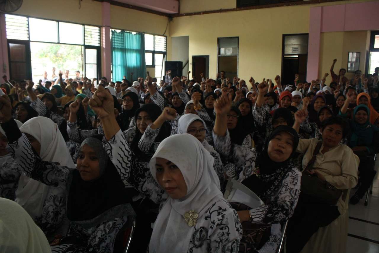 Ilustrasi guru honorer di Kabupaten Jombang, Jawa Timur. (Foto: Istimewa)