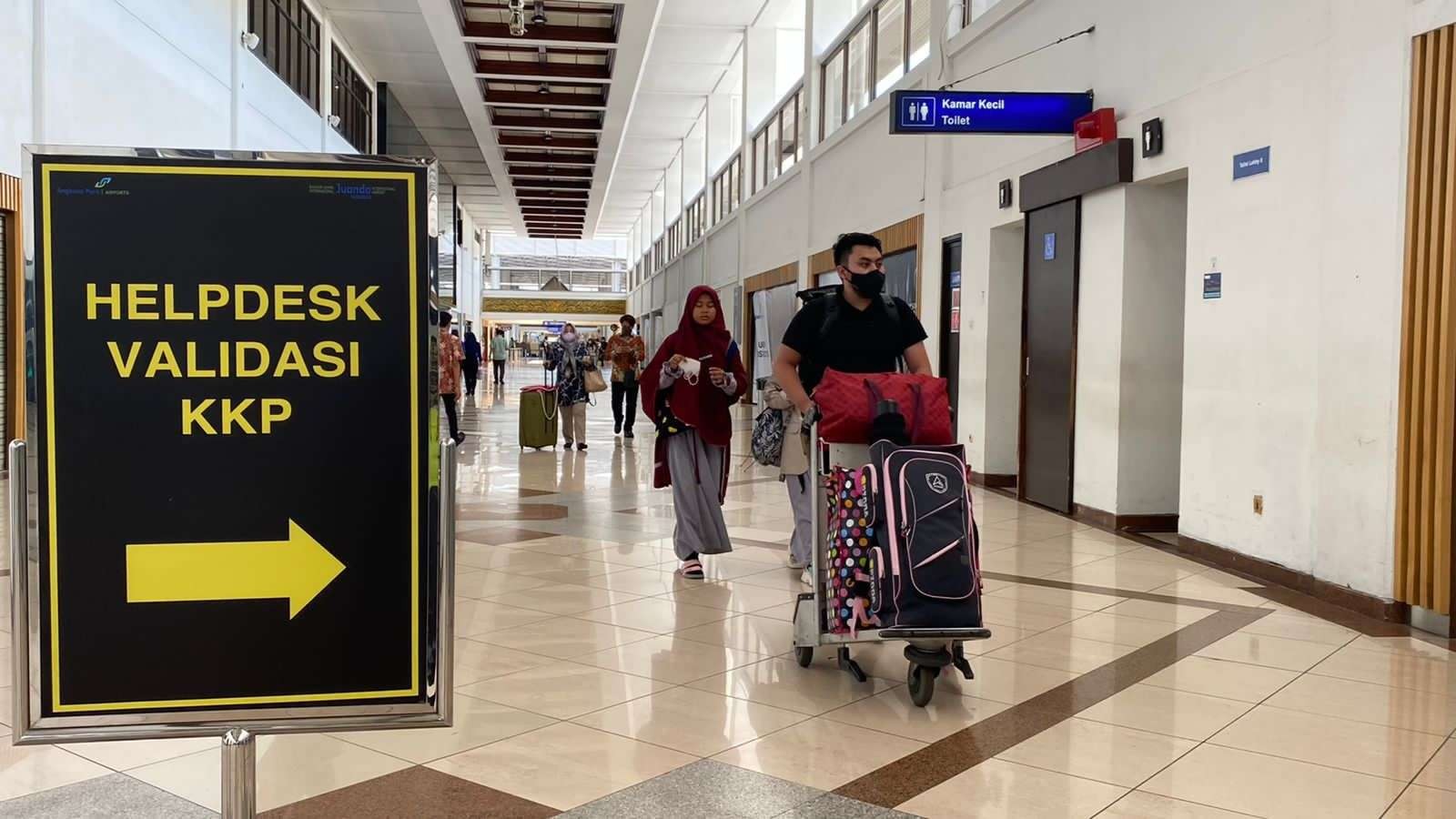 Penumpang harian Bandara Juanda yang mulai mengalami peningkatan jelang mudik lebaran. (Foto: Istimewa)