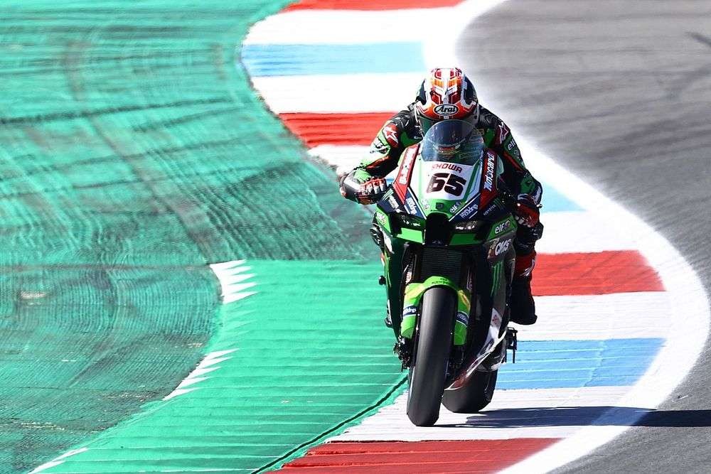 Jonathan Rea (Kawasaki) berhasil menorehkan rekor juara 100 kali di WSBK