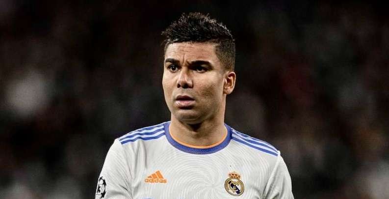 Casemiro diragukan bisa tampil saat Real Madrid menjalani leg pertama semifinal Liga Champions pertama di kandang Manchester City, Rabu 27 April 2022 di Etihad. (Foto: Twitter/@Casemiro)