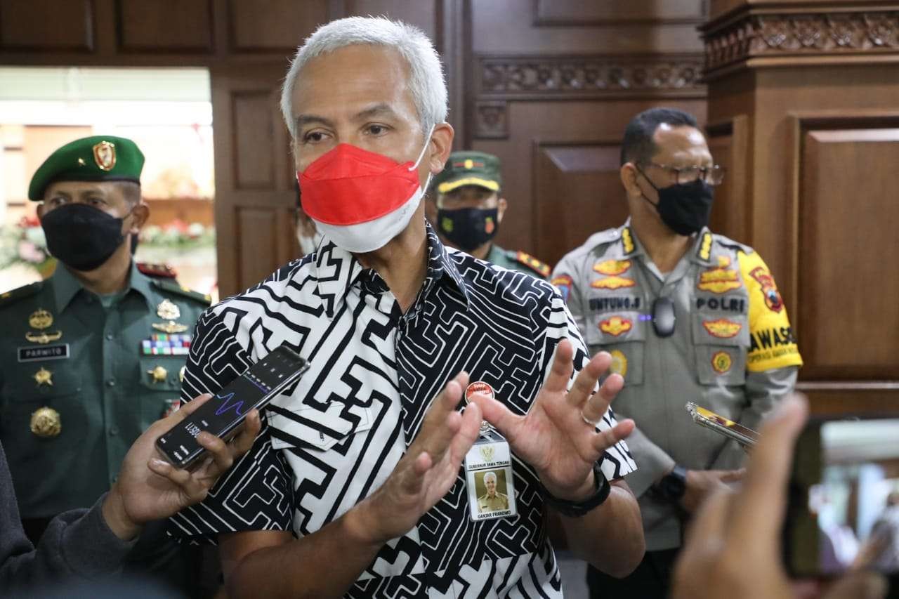 Gubernur Jateng Ganjar Pranowo terus mematangkan persiapan kondisi dan stabilitas stok pangan serta jajarannya menghadapi mudik dan lebaran 2022. (Foto: Dok Jateng)