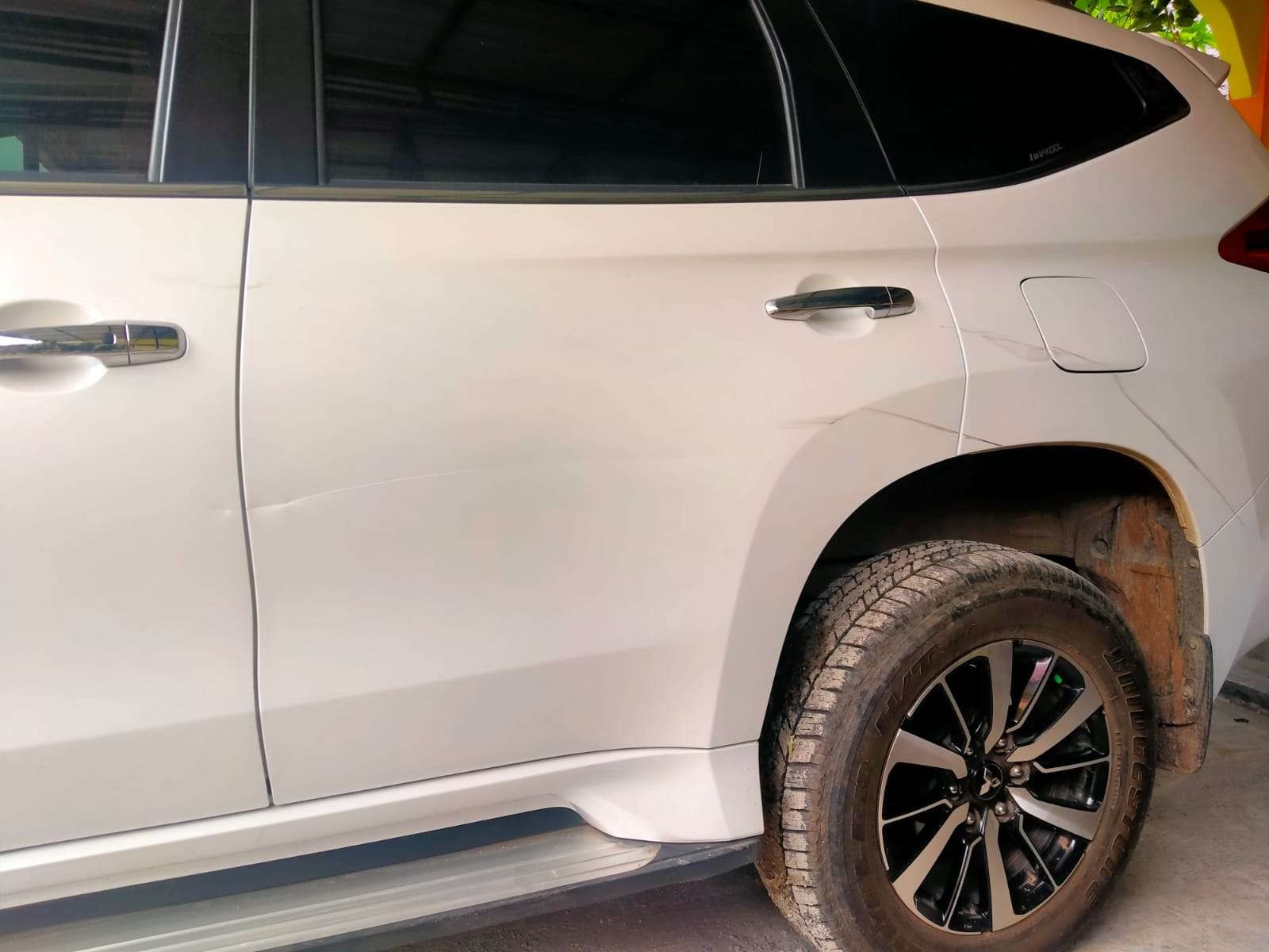 Kondisi mobil Mitsubishi Pajero Sport yang terlibat kecelakaan (Dok.Istimewa)