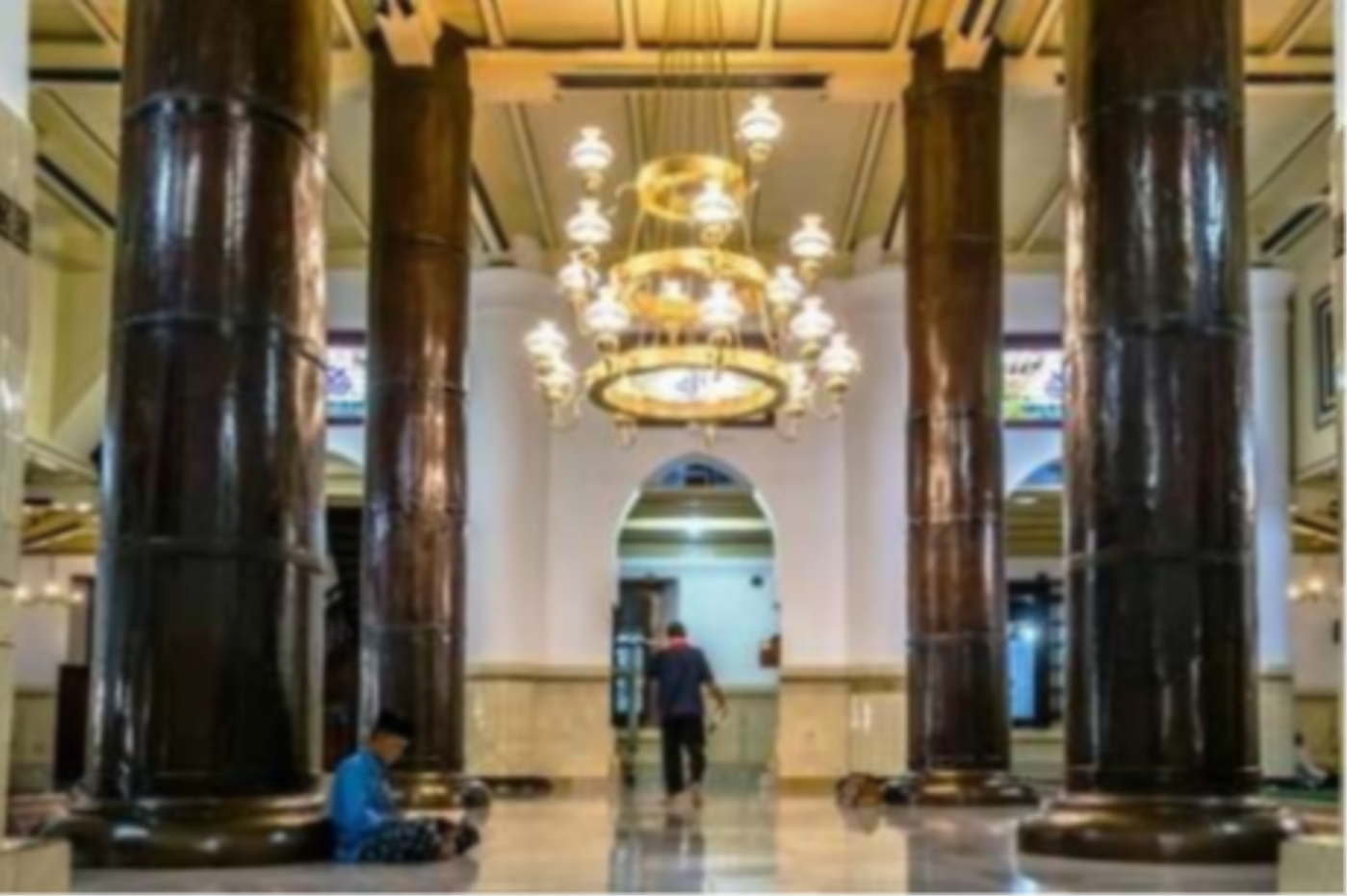 Panorama dalam di Masjid Agung Demak Jawa Tengah. (Foto: Istimewa)