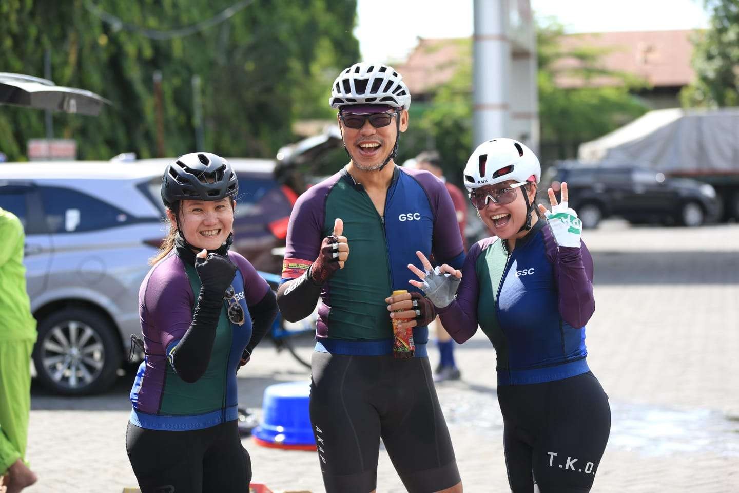 Linda Tunggal (kiri), Jakop Iskandar, dan VIcky Robin Lieana. (Foto: Istimewa)