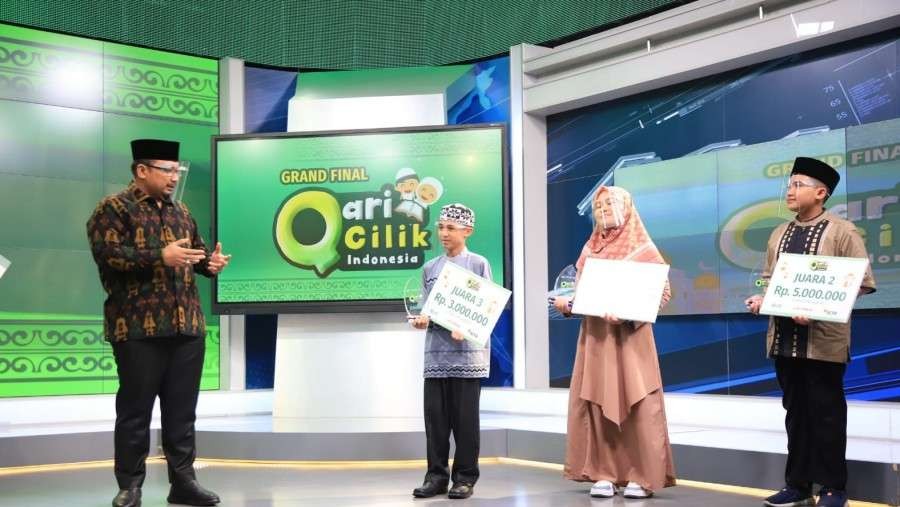 Menag Bersama Para Pemenang Qori Cilik Indonesia. (Foto: Kemenag)