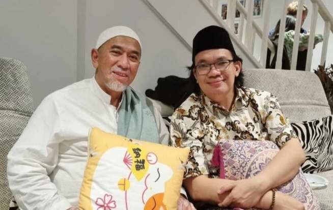 Prof Nadirsyah Hosen dan Prof Ayman di PCINU Australia - Selandia Baru. (Foto: istimewa)