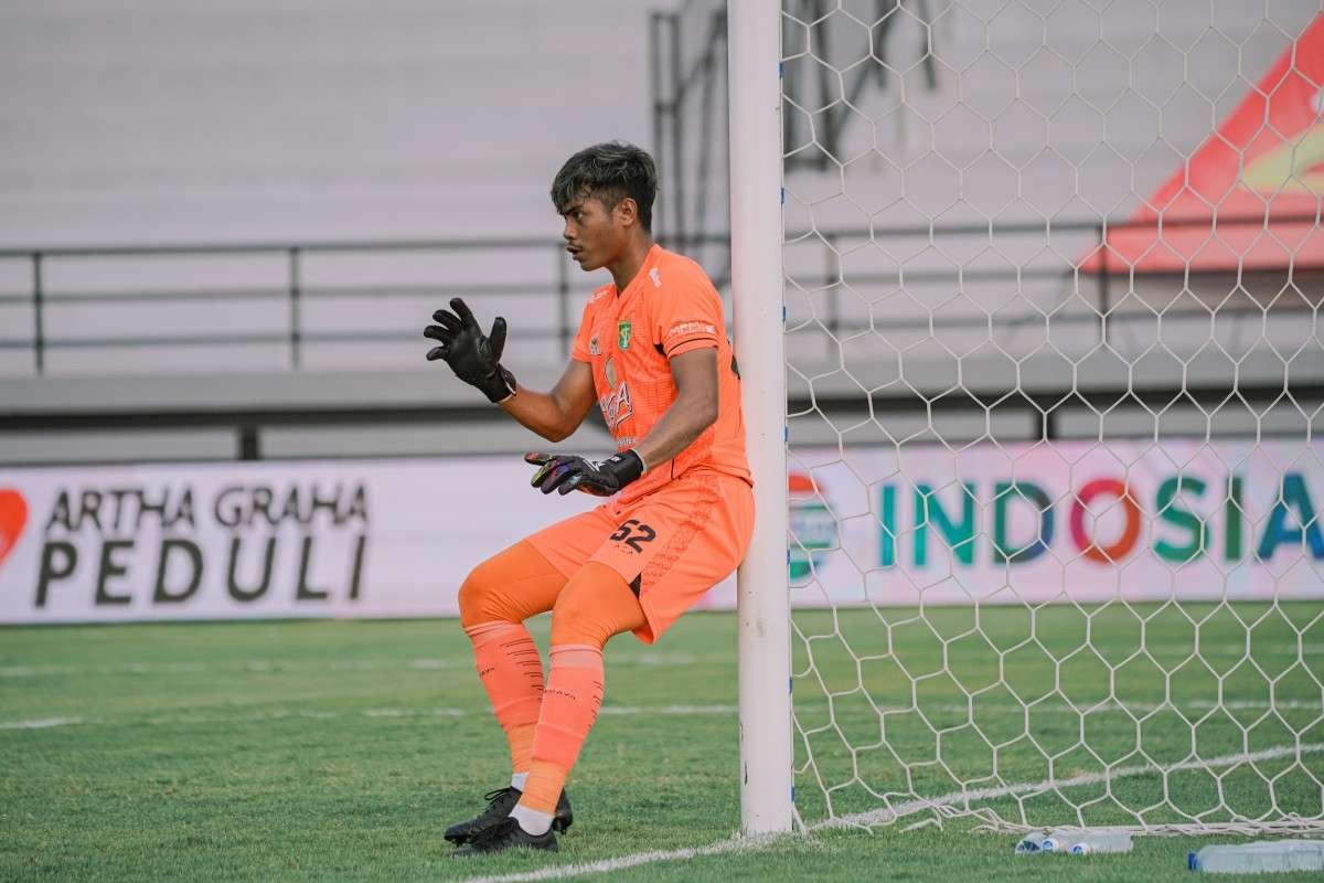 Kiper Persebaya, Andika Ramadhani. (Foto: Istimewa)