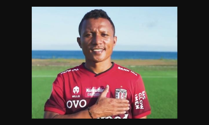 Hendra Adi Bayauw rekrutan baru Bali United. (Foto: Instagram @baliunited)