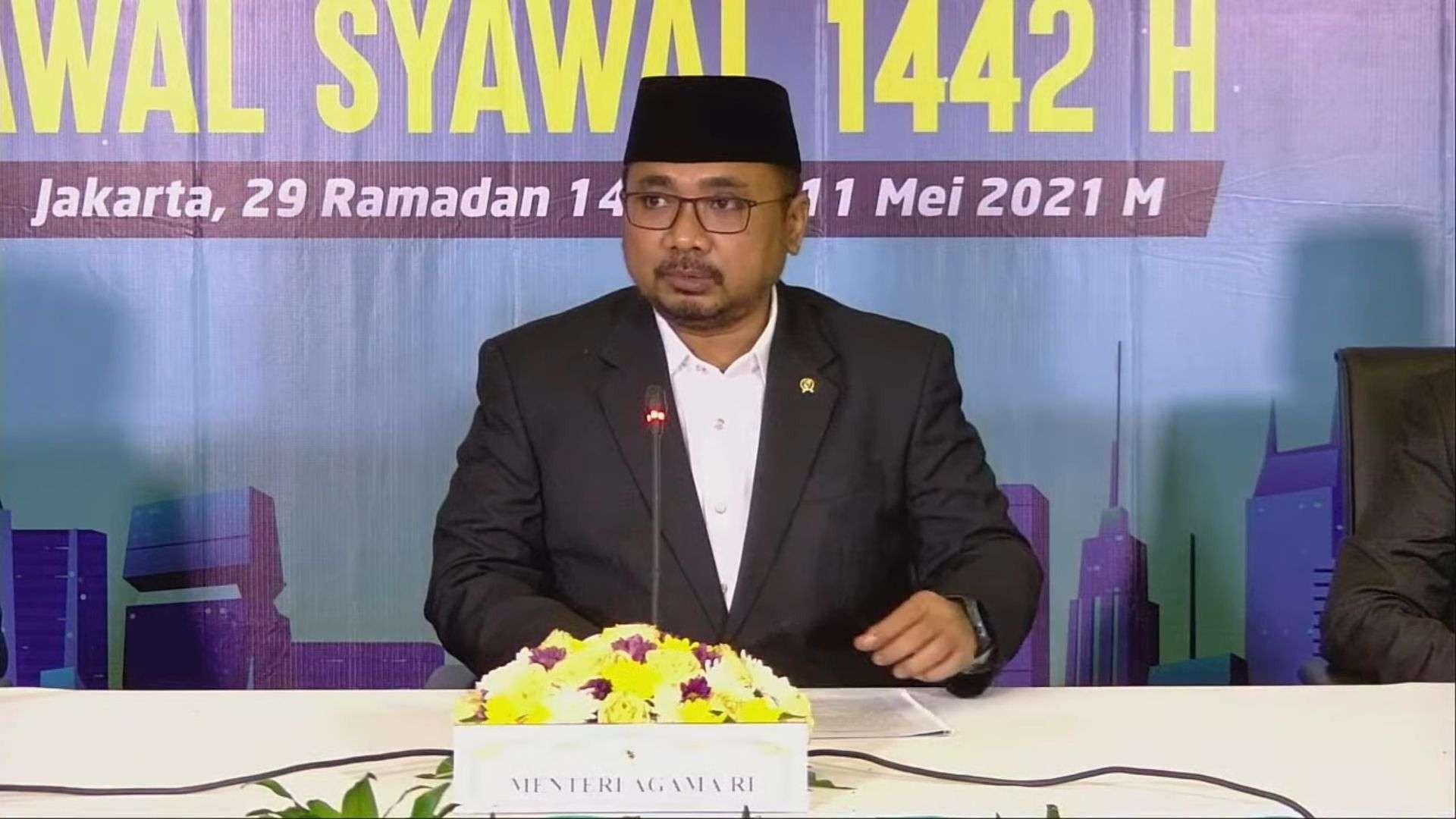 Menag Yaqut Cholil Qoumas mengucapkan Selamat Idul Fitri 1443 H.