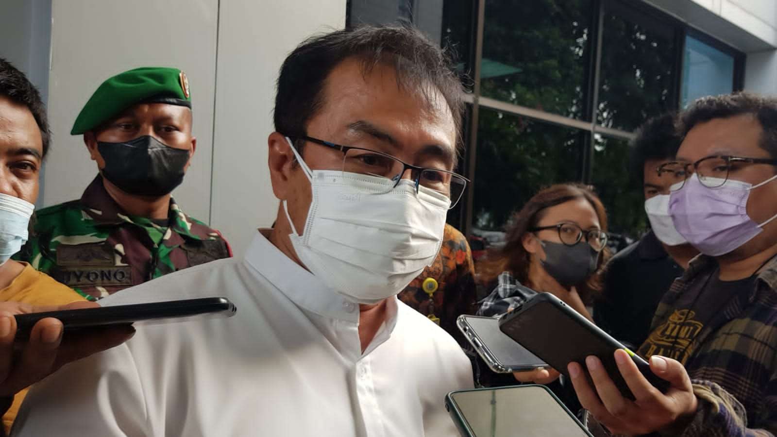 Dirut RSUD Dr Soetomo, dokter Joni Wahyuhadi. (Foto: Fariz Yarbo/Ngopibareng.id)