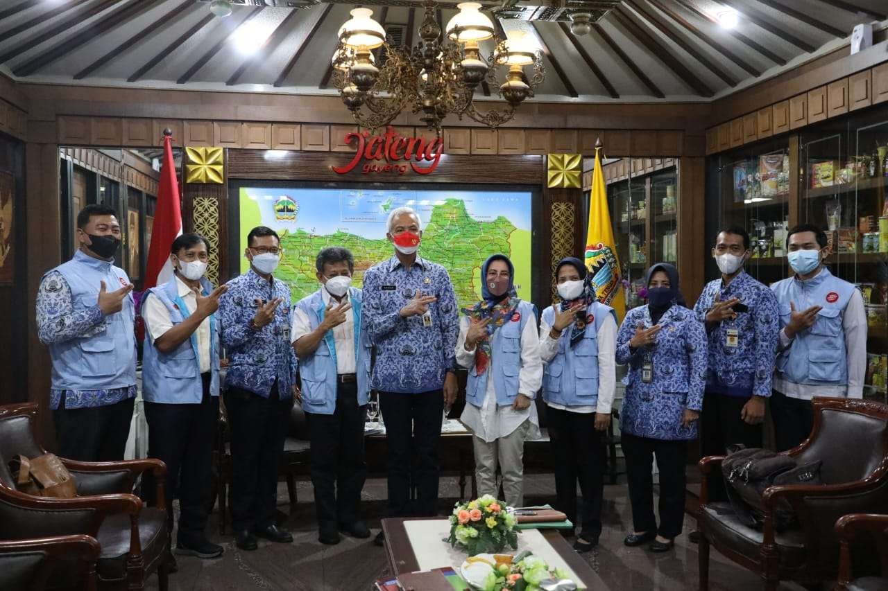 Gubernur Ganjar Pranowo saat menerima kunjungan Pembina Komisi Penyuluh Antikorupsi Jawa Tengah. (Foto: dok. Humas Pemprov Jateng)