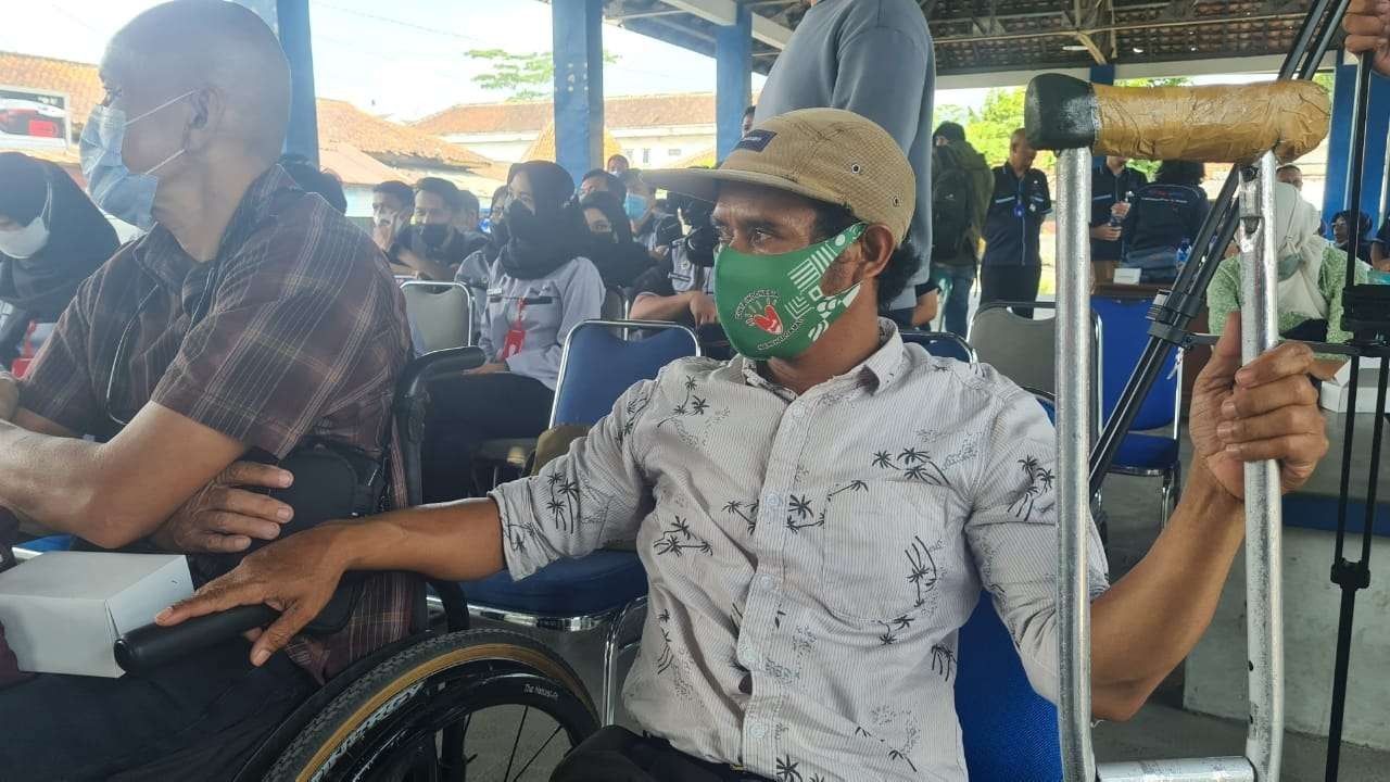 Puluhan pramujasa Trans Jateng, terutama yang melayani rute Magelang - Purworejo antusias mengikuti pelatihan bahasa isyarat dan etika berkomunikasi terhadap penyandang disabilitas. (Foto: Dok Jateng)