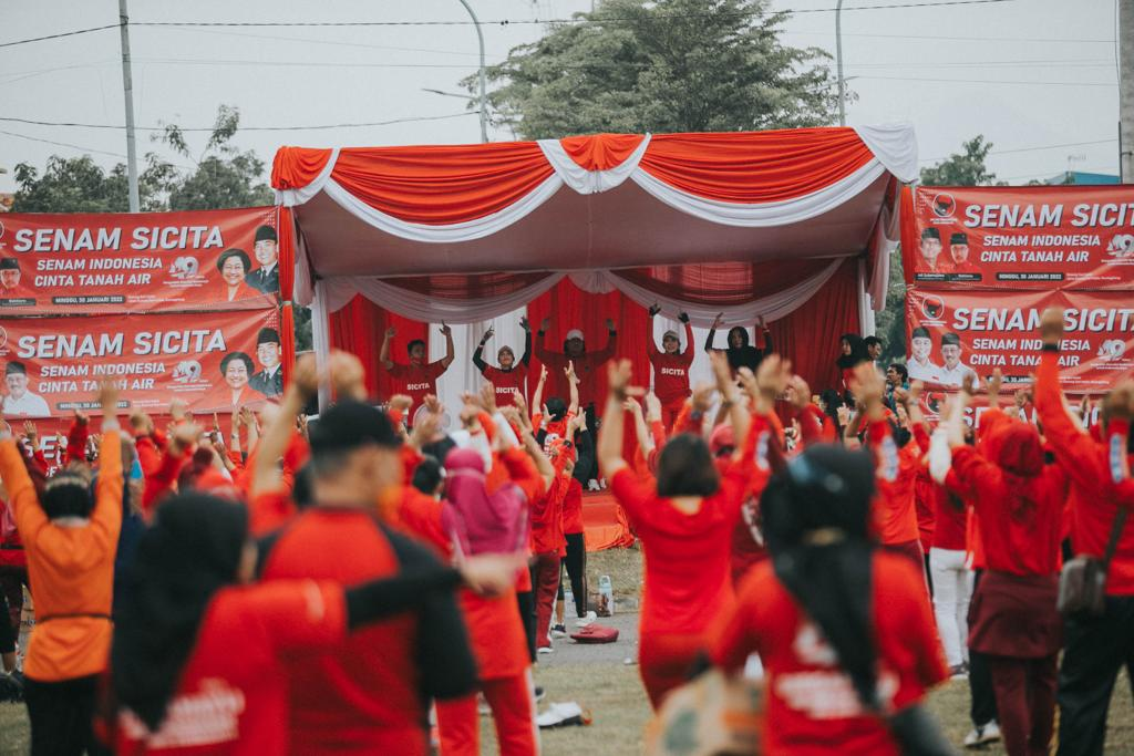 Senam SICITA yang diselenggarakan PDI Perjuangan. (Foto: DPC PDIP Surabaya)