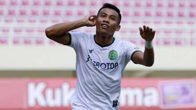 Ahmad Nufiandani perkuat lini serang Persebaya Surabaya. (Foto: Istimewa)