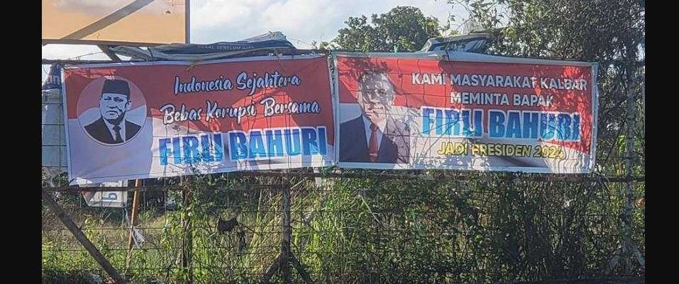 Spanduk dukungan Firli Bahuri Capres 2024. (Foto: Twitter)