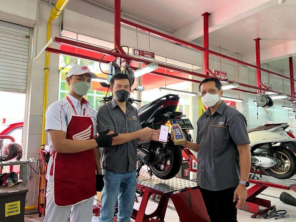 Kemasan Baru AHM Oil yang diluncurkan AHM. (Foto: MPM Honda Jatim)