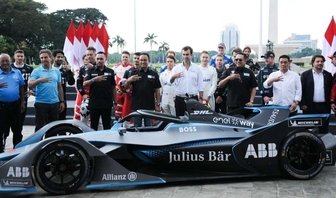 Meet and Greet' dengan para pembalap Formula E, di Kawasan Monas, Jakarta ( foto; istimewa)