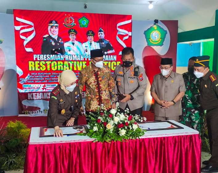 Peresmian rumah restorative justice di Sidoarjo. (Foto: Aini Arifin/Ngopibareng.id)