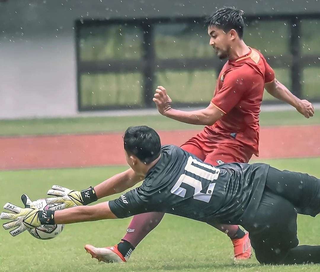 Persik Kediri gelar training center di Lapangan ABC Senayan, Jakarta. (Foto: Instagram @persikofficial)