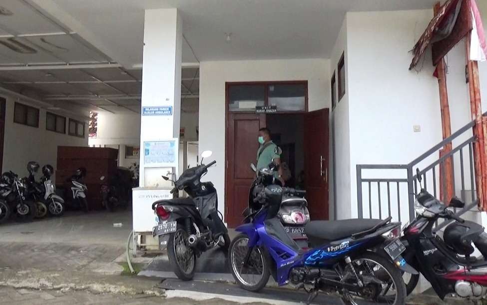 Situasi kamar jenazah RSUD Blambangan tempat korban menjalani otopsi (foto:istimewa)