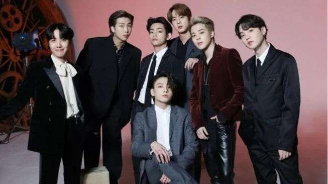 BTS hiatus untuk fokus pada solo karier masing-masing. Mereka juga sudah hidup terpisah. (Foto: Istimewa)