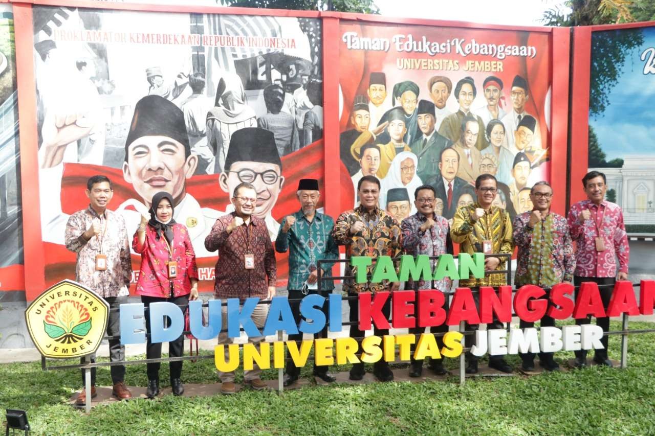 Seminar nasional Relasi Agama dan Negara Dalam Konteks Pancasila di gedung Tembakau Kompleks Rektorat Universitas Jember. (Foto: Istimewa)