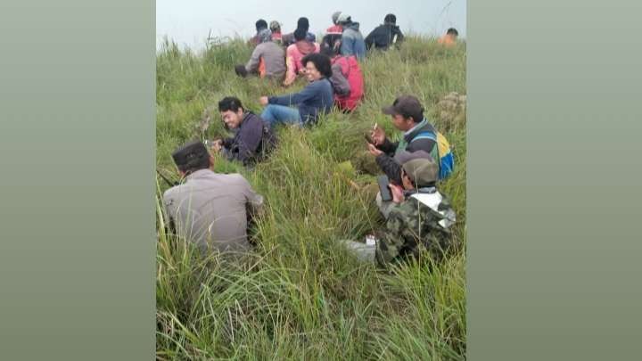 Proses pencarian wisatawan yang hilang di kawasan Taman Nasional Bromo Tengger Semeru. (Foto: istimewa)