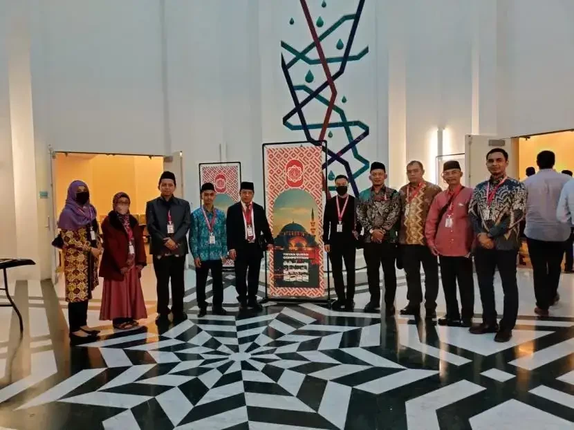 Khairurrazaq al-Hafizi dan Jihan Afifah, dua qori juara STQ Nasional di Maluku Utara 2021, mewakili Indonesia dalam ajang MTQ Internasional di Amerika Serikat. (Foto: Istimewa)