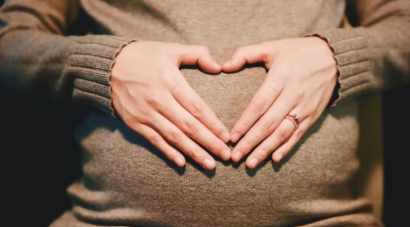 Ketua DPR RI Puan Maharani mendorong cuti melahirkan hingga 6 bulan untuk perempuan, lewat RUU KIA. Buruh menyebut cuti dorong produktivitas. (Foto: unsplash)