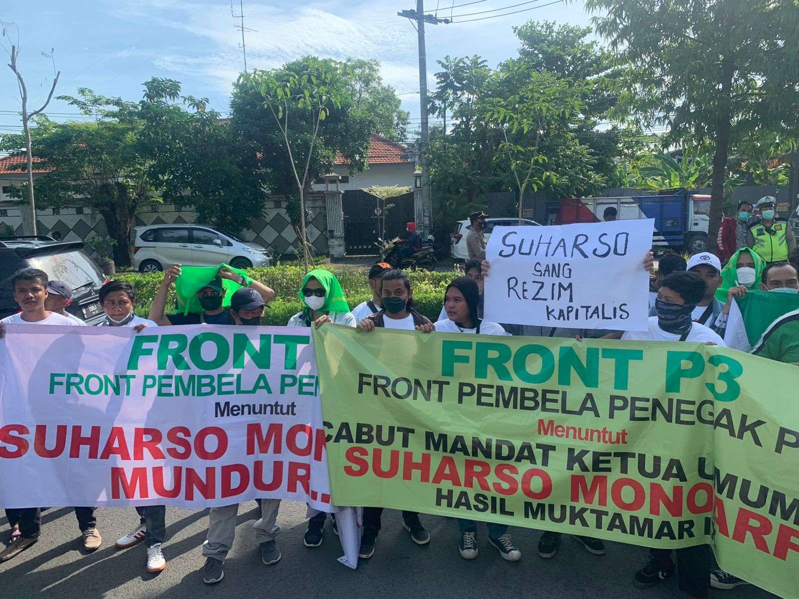 Front P3 menggelar aksi menuntut PPP pecat Ketua Umum Suharso Monoarfa. (Foto: Istimewa)