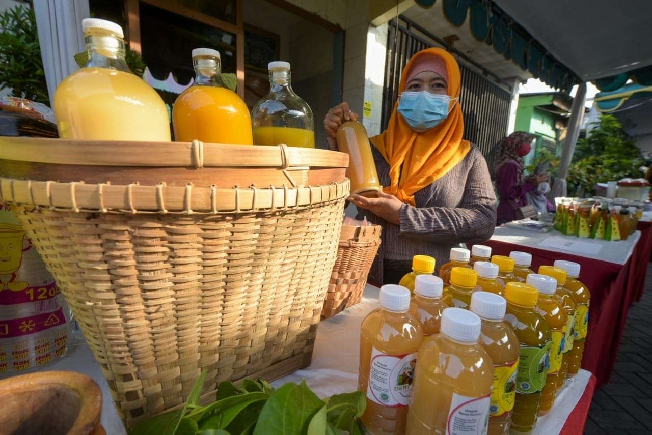 Salah satu UMKM jamu di Kota Surabaya yang mengikuti program Pahlawan Ekonomi. (Foto: Istimewa)