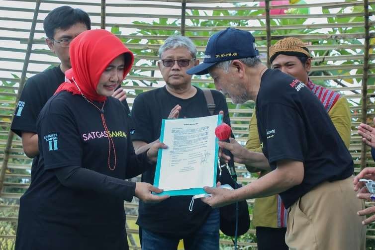 Kongres Sampah II di Paseban Candi Plaosan, Desa Bugisan, Prambanan, Klaten, guna pengelolaan sampah di wilayah Jawa Tengah. (Foto: Istimewa)