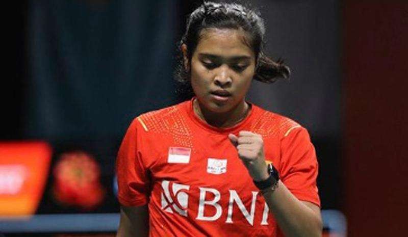 Gregoria Mariska Tunjung melaju 16 besar Malaysia Open usai kalahkan peringkat 1 dunia Akane Yamaguchi. (Foto: Twitter @INABadminton)