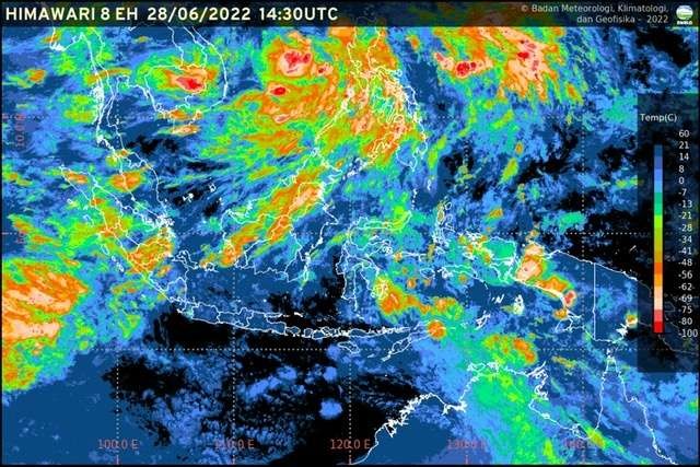 BMKG deteksi dua siklon tropis 97W dan 98W yang munculkan gelombang tinggi. (Foto: Dokumen BMKG)