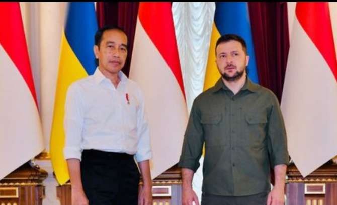 Ptesiden Jokowi bertemu  dengan Presiden Ukraina, Volodymyr Zelenskyy di Istana Maryinsky, Kyiv, Ukraina, pada Rabu, 29 Juni 2022. ( Foto: Setpres)