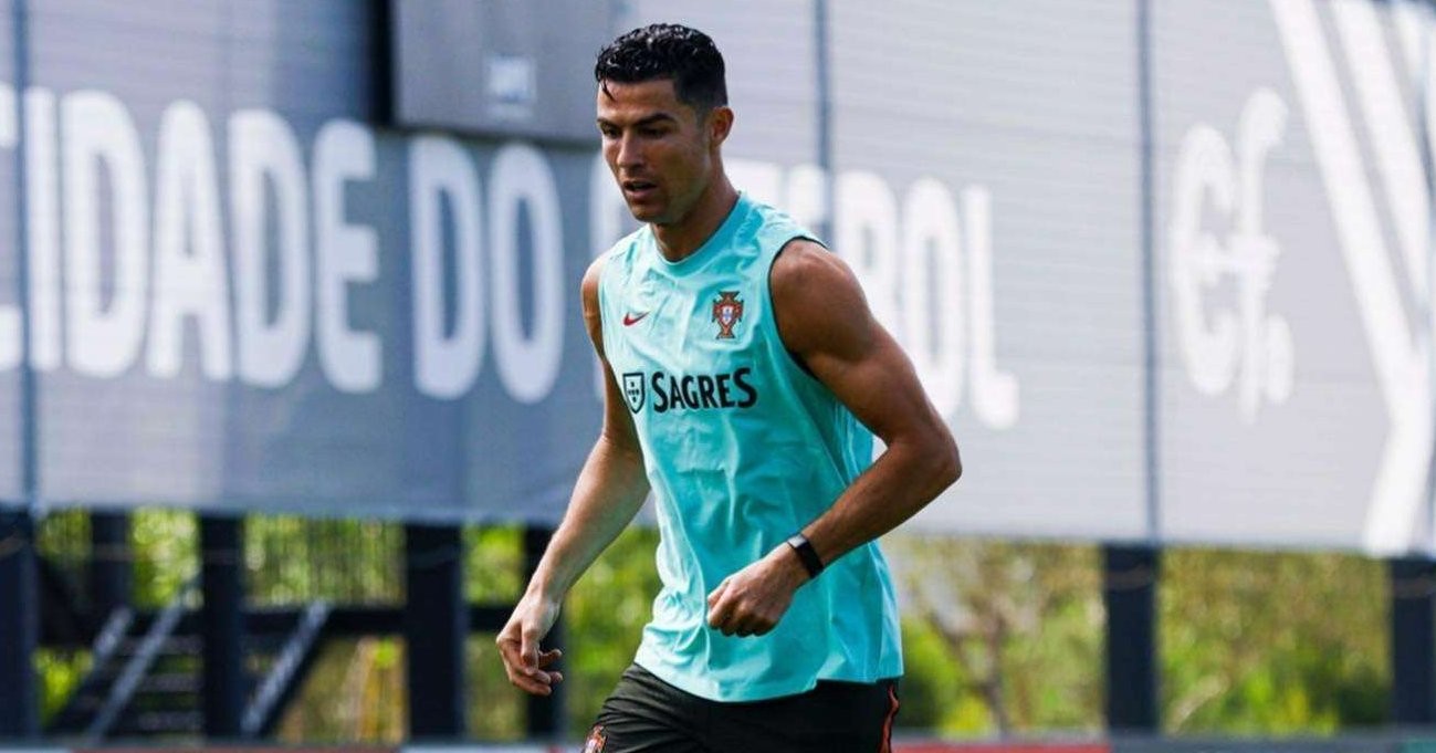 Cristiano Ronaldo ingin tinggalkan Manchester United