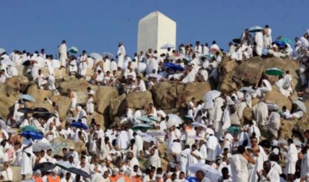 Jutaan jamaah haji saat berkumpul di Padang Arafah untuk melaksanakan wukuf (Foto: Istimewa)