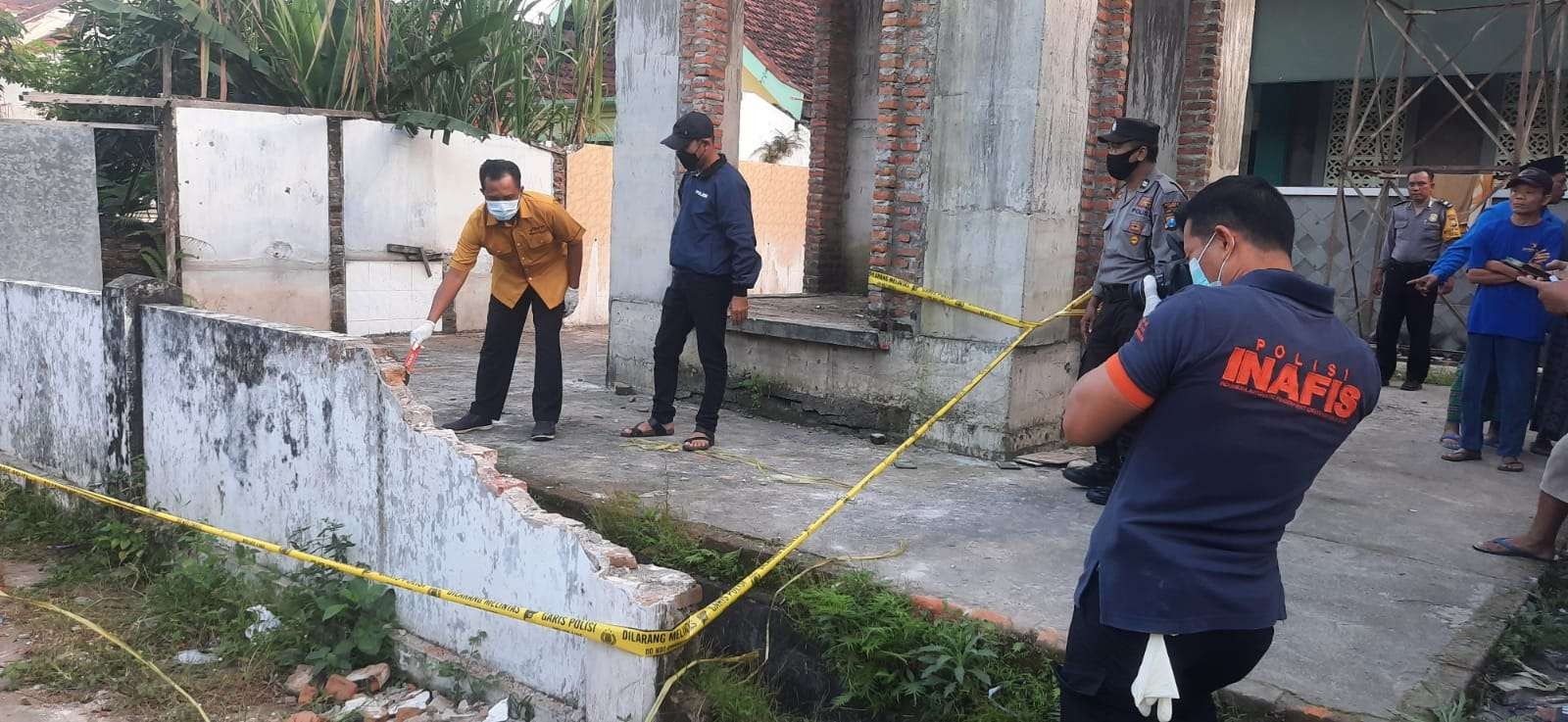 Jatuh di Ketinggian 25 Meter Menara Masjid, Tubuh Djoko di Temukan Tewas Dalam Selokan(istimewa)