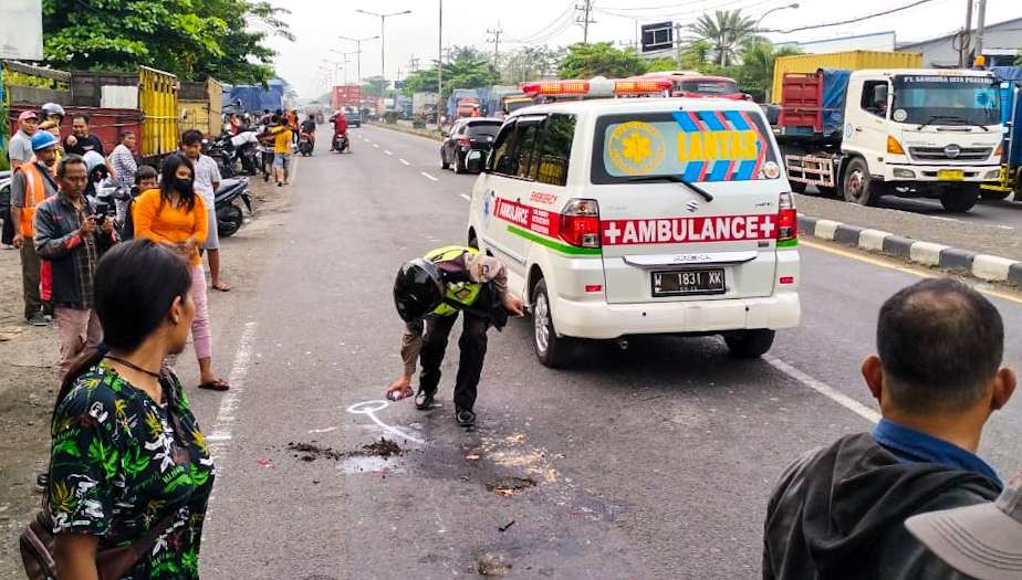 Polisi sedang melakukan olah tempat kejadian perkara (Foto: Istimewa)