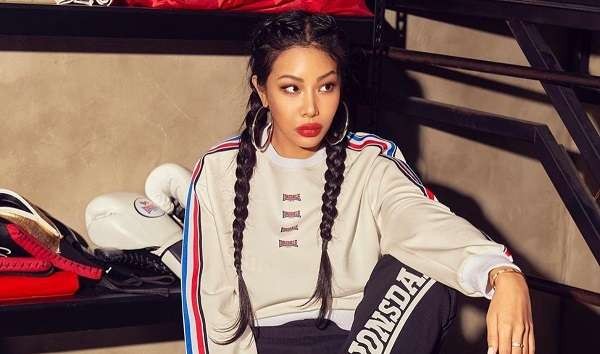 Jessi, rapper Amerika yang terkenal di Korea Selatan, memutuskan tidak perpanjang kontrak dengan agensi P NATION, milik musisi PSY. (Foto: Istimewa)