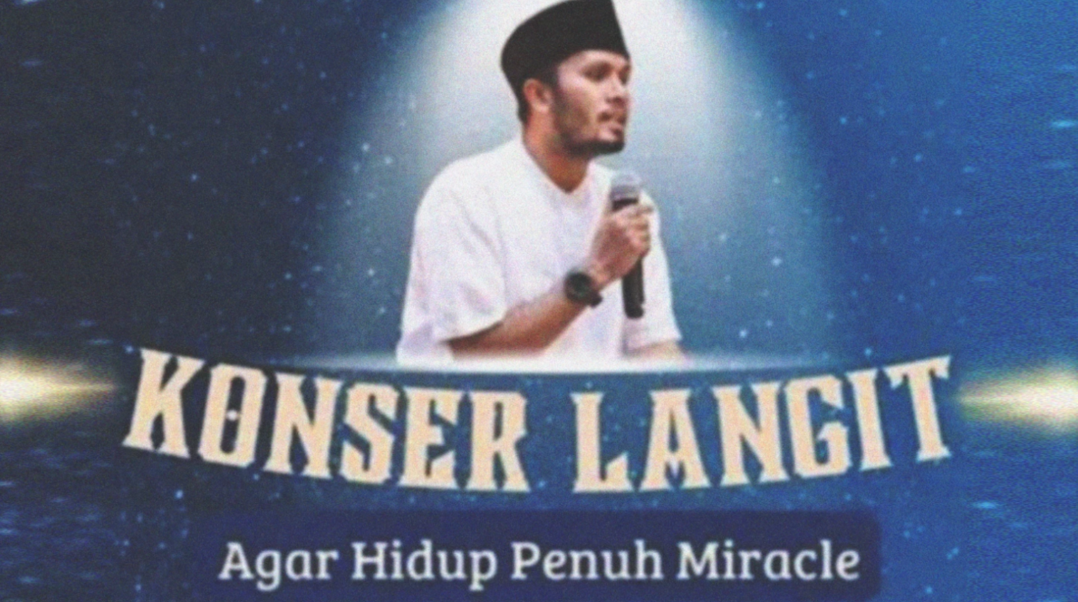 Konser Langit, kegiatan yang mendatangkan penceramah Ustaz Hanan Attaki di Gresik. (Foto: ist)