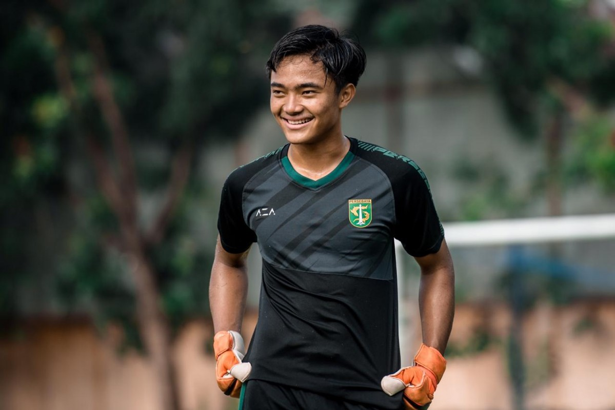 Kiper Persebaya, Ernando Ari Sutaryadi. (Foto: Istimewa)