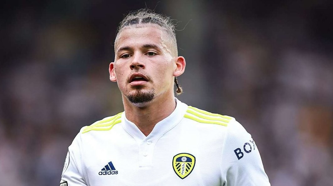 Kalvin Phillips ungkap alasan akhirnya tinggalkan Leeds United ke Manchester City. (Foto: Twitter)