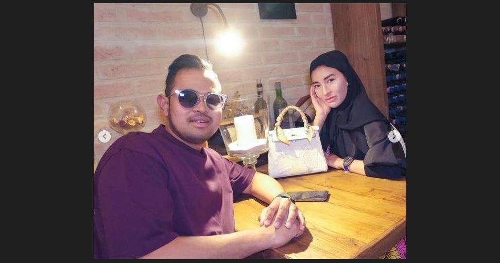 Shandy Purnamasari tiba-tiba mengumumkan perpisahannya dengan sang suami, Gilang Widya Pramana alias Juragan 99. Cerai atau sekedar marketing dagang di tengah konflik MS Glow vs PS Glow? (Foto: Instagram Shandy Purnamasari)