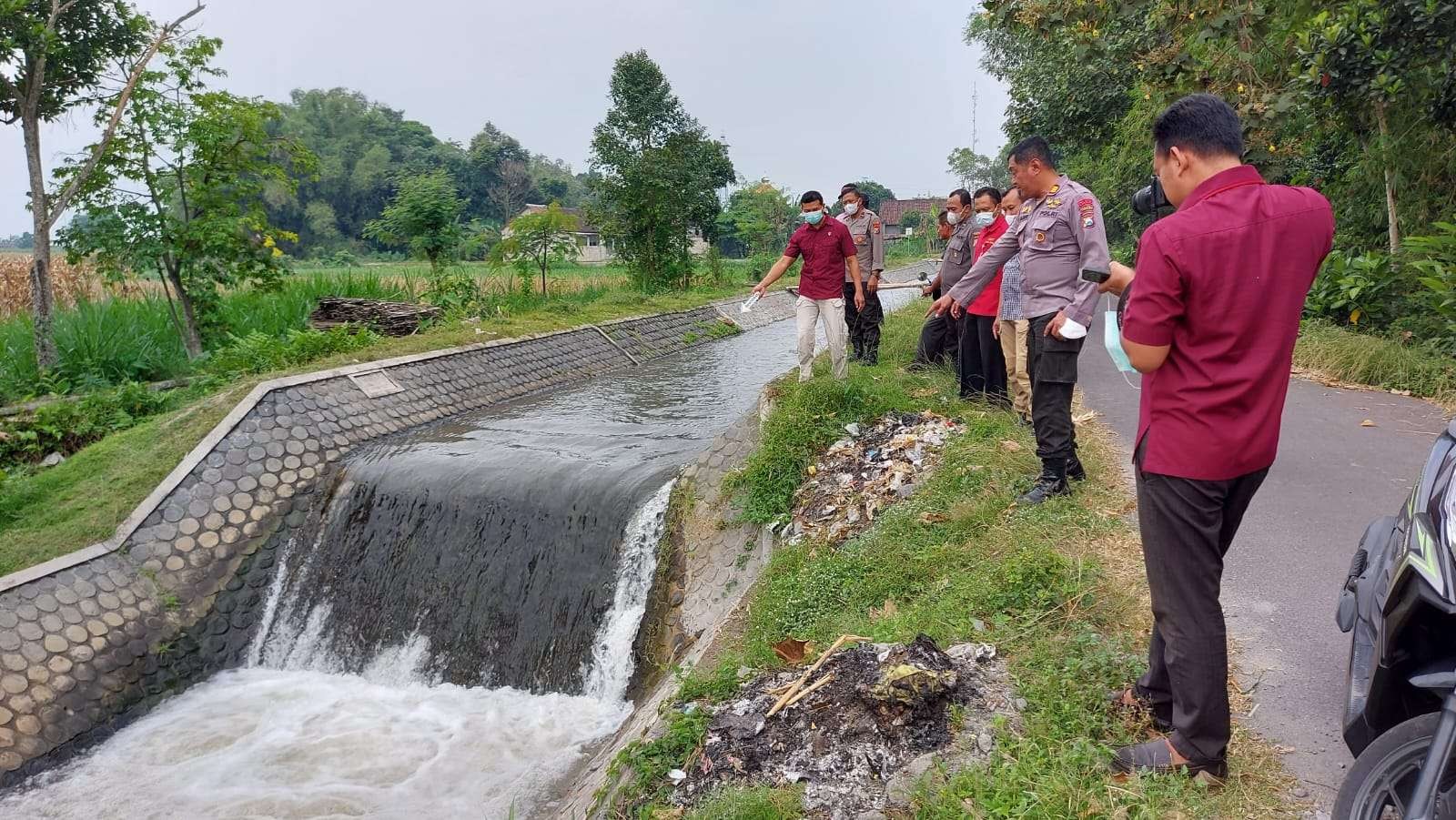 Pelajar kelas 1 SD meninggal akibat tenggelam di sungai Dusun Semanding,  Desa Jambu, Kecamatan Kayen Kidul, Kabupaten Kediri.  (Foto: Istimewa)