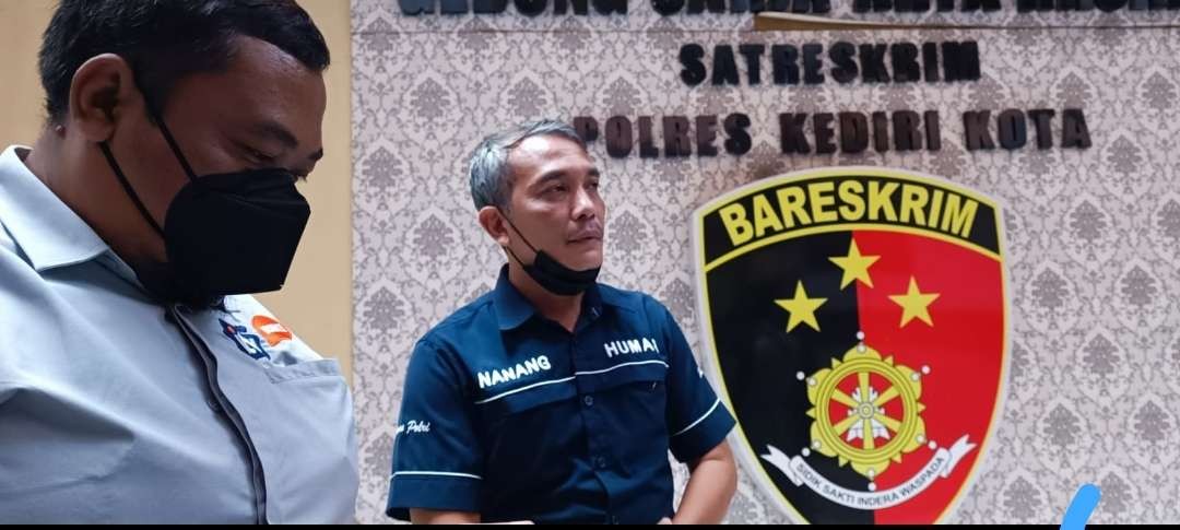 Polisi gandeng Dinsos dan Dinas P3AP2KB Kota Kediri usut dugaan tindak asusila oknum guru SD. (Foto: Fendhy Plesmana/Ngopibareng.id)