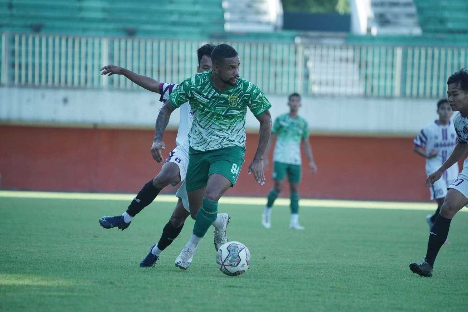 Pemain Persebaya, Silvio Junior. (Foto: Istimewa)